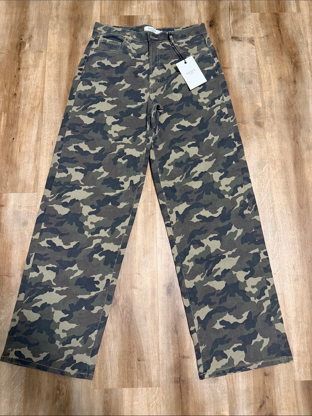 Hidden Camo Pants - Green Camo. Brand  New